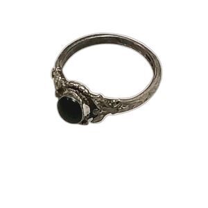 Vintage Sterling Silver And Onyx Ring Ladies Size 4 #J047